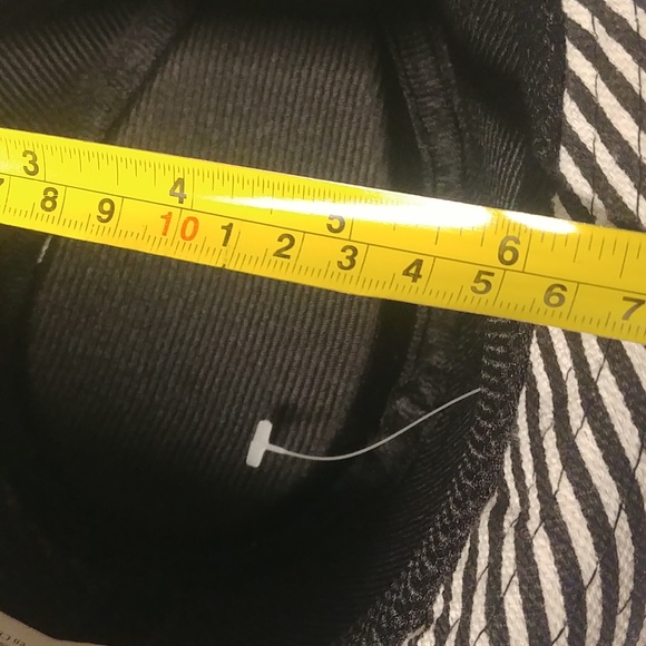 UNISEX Stripped Fedora - Picture 9 of 10